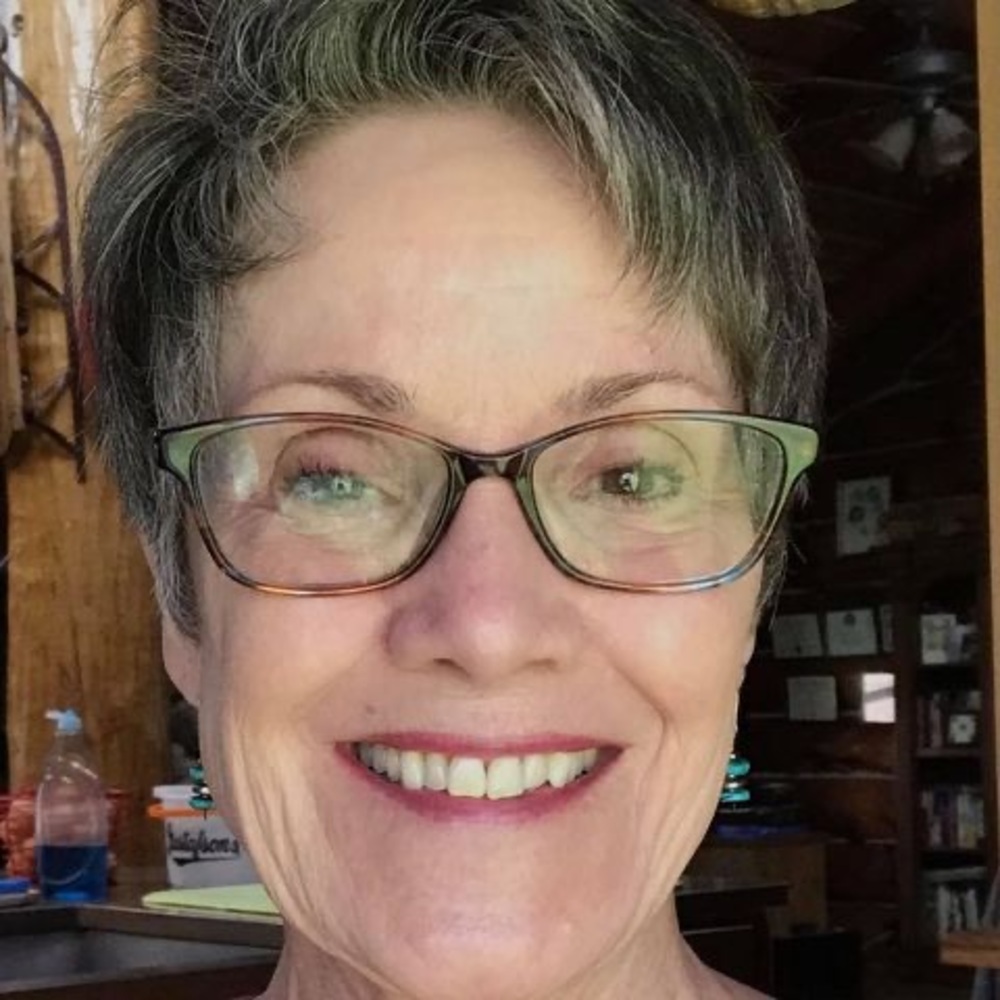 Meet your Posher, Joyce
